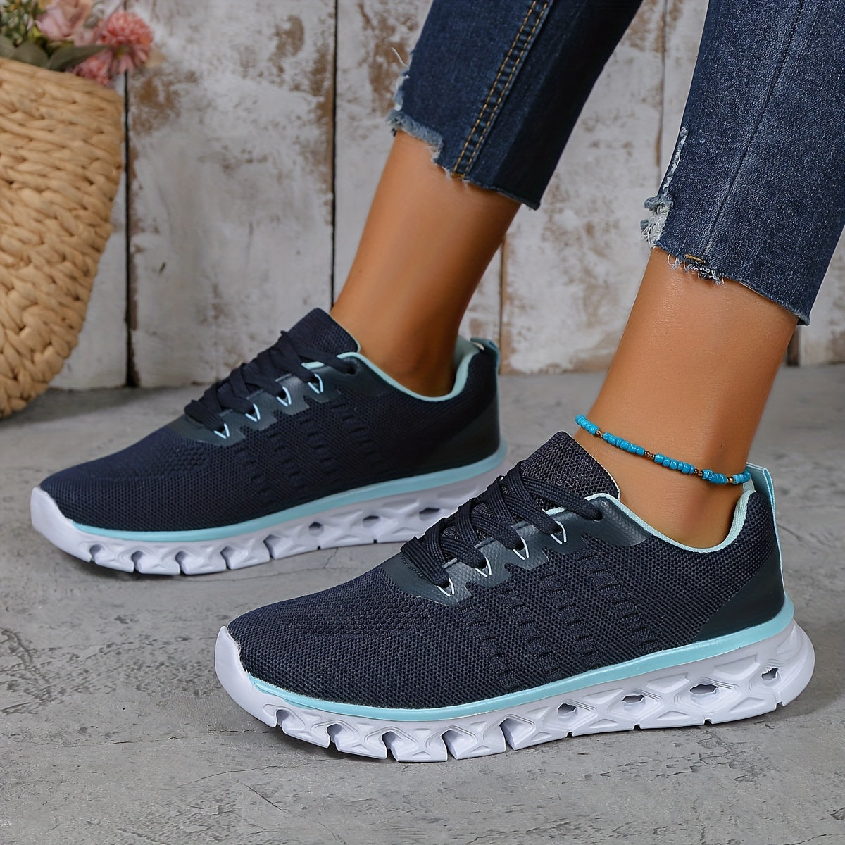 Women's Solid Color Casual Sneakers, Soft Sole Platform, Lightweight Non-slip MVP Sports Wear & Gear